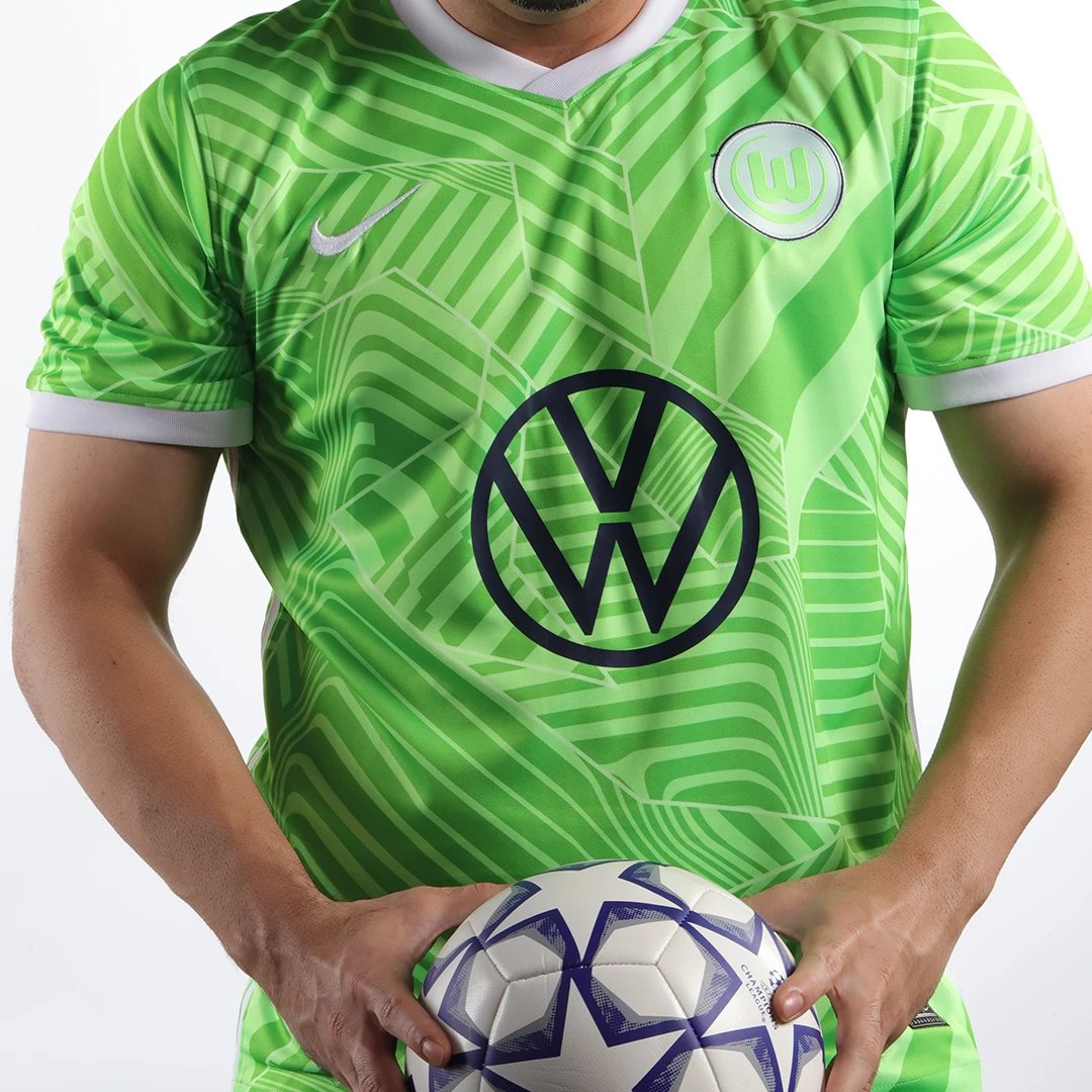 VfL Wolfsburg 21/22 Home Jersey — photo 4