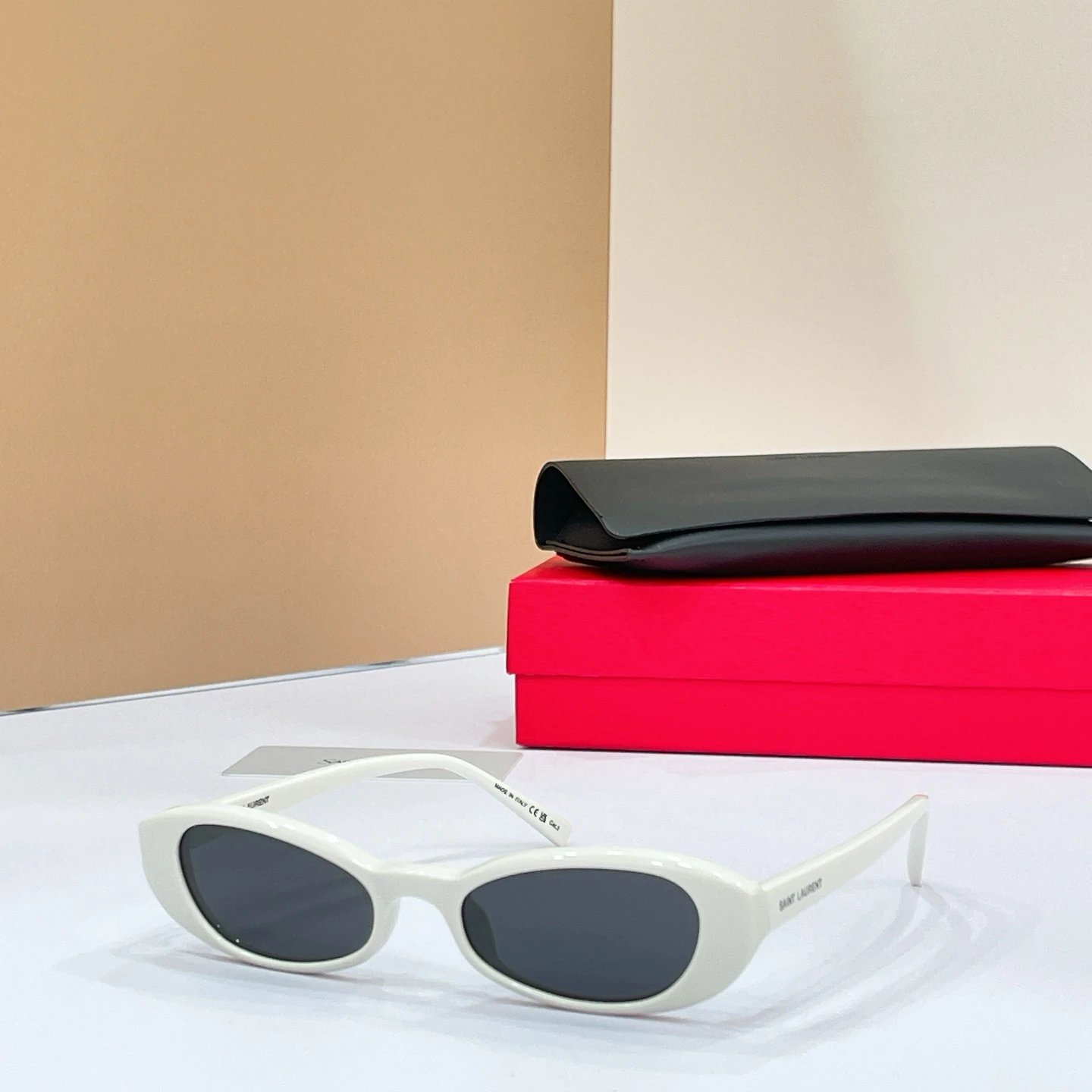 Saint Laurent Sunglasses Ver.G — Zdjęcie 4
