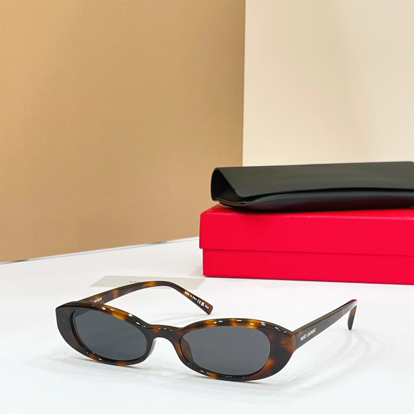 Saint Laurent Sunglasses Ver.G — Zdjęcie 2