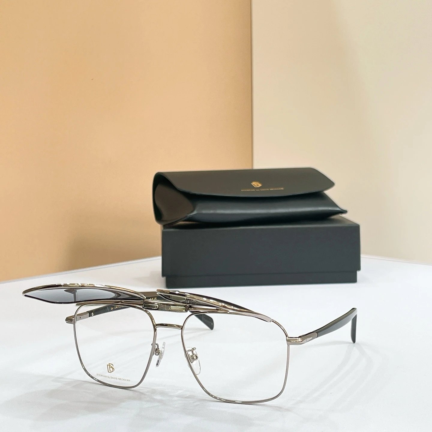 David Beckham DB 1187 Sunglasses Ver.B — photo 7