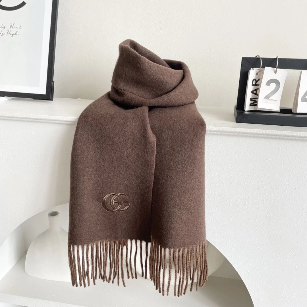 Fendi Cashmere Scarf Ver.C — Photo 8
