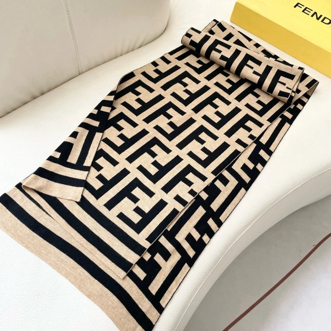 Fendi Cashmere Scarf Ver.G — QC