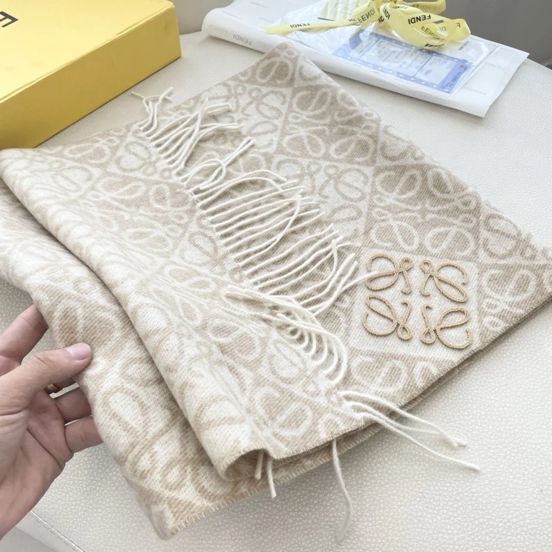 Loewe Cashmere Scarf Ver.F — Photo 6