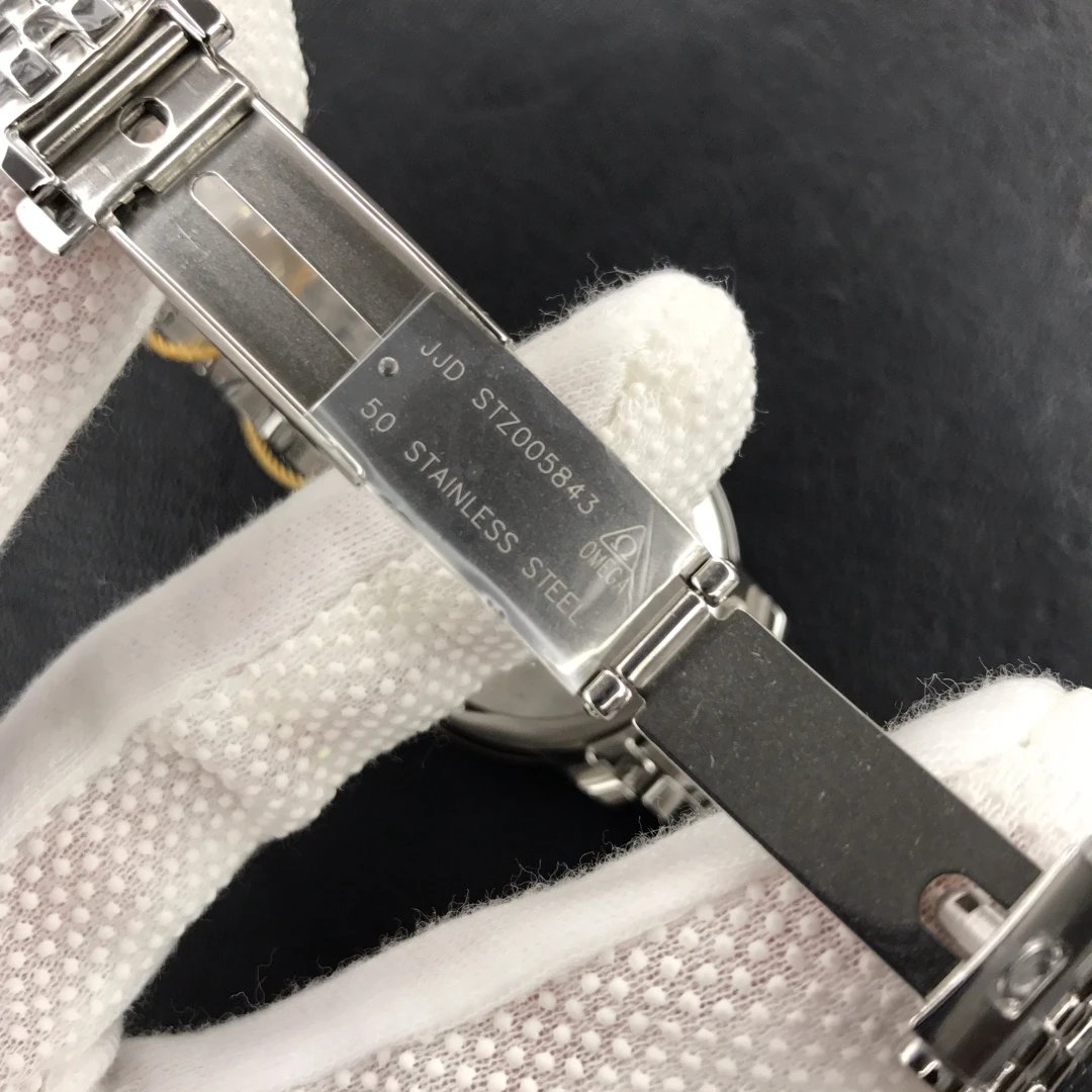 Omega De Ville Automatic Watch 39.5mm Ver.F — photo 9