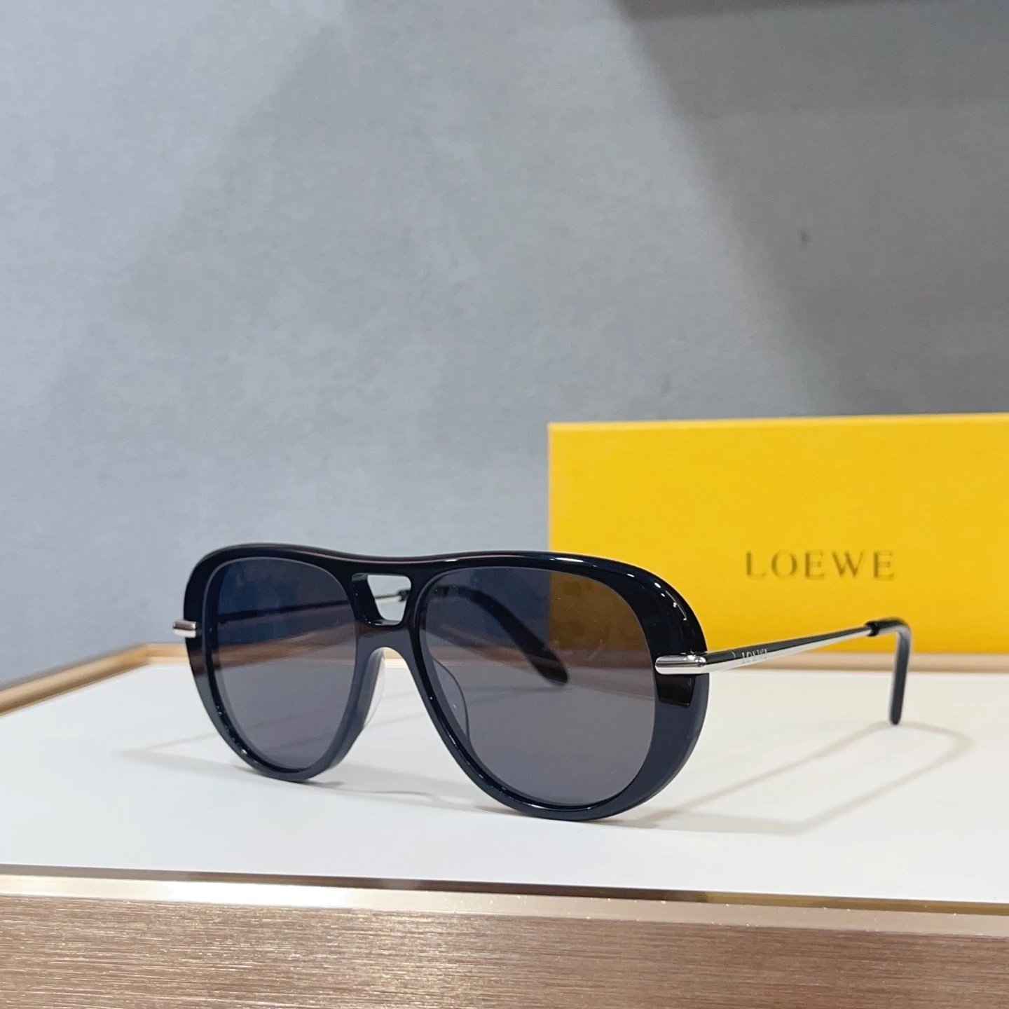 Loewe LW50112I Sunglasses 51-18-140 Ver.A — QC