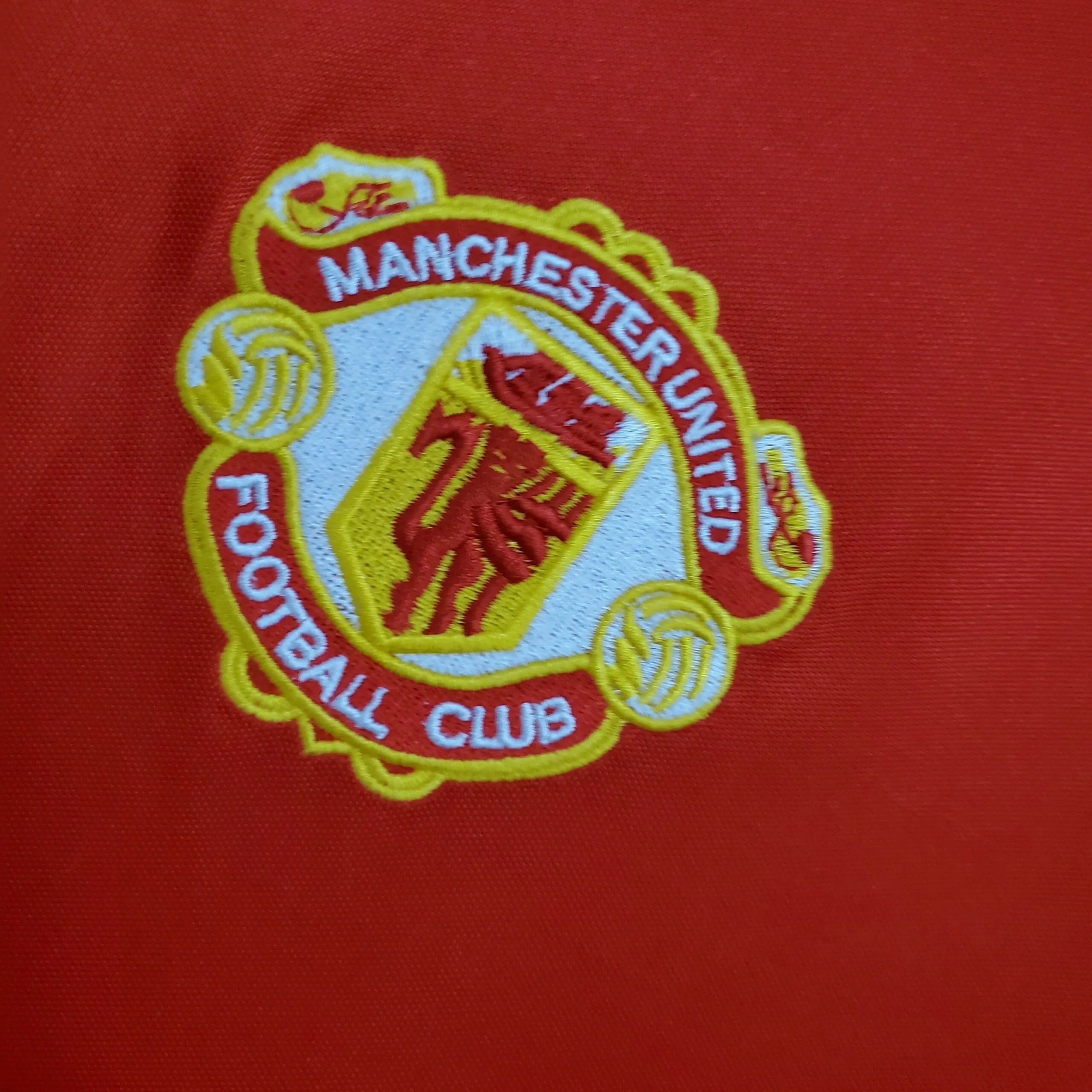 Manchester United 85/86 Retro Jersey — photo 2
