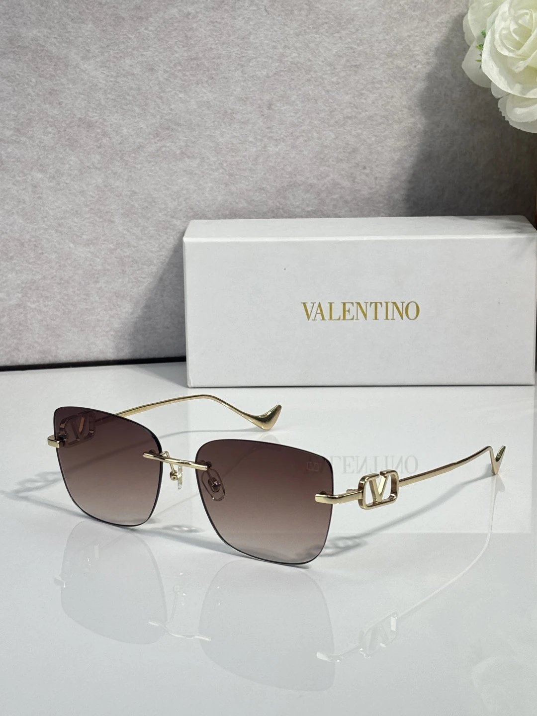 Valentino VLS-189 Sunglasses 60-18-145 Ver.A — photo 6