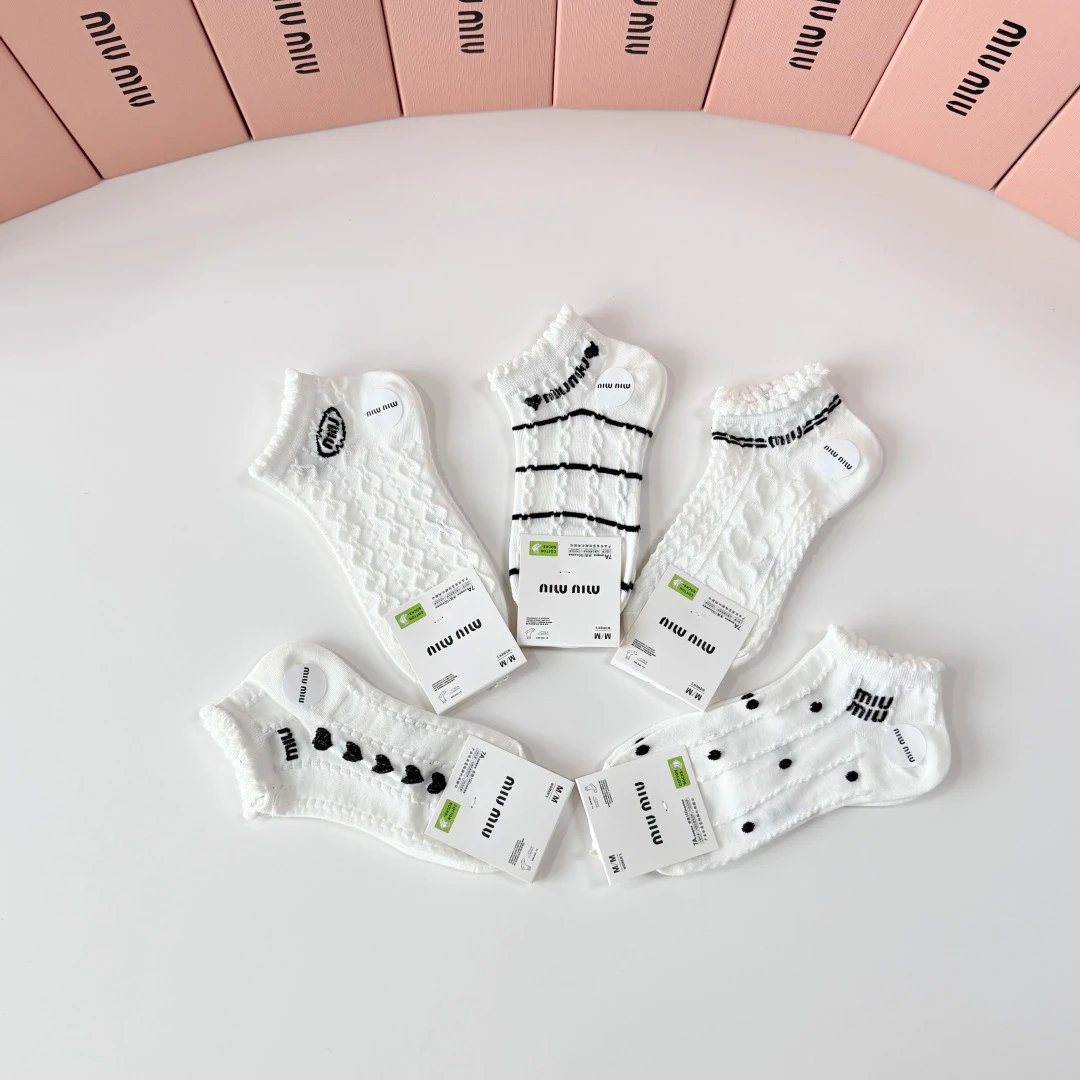 Miu Miu Classic Quarter Socks 5-Pair Box — photo 3