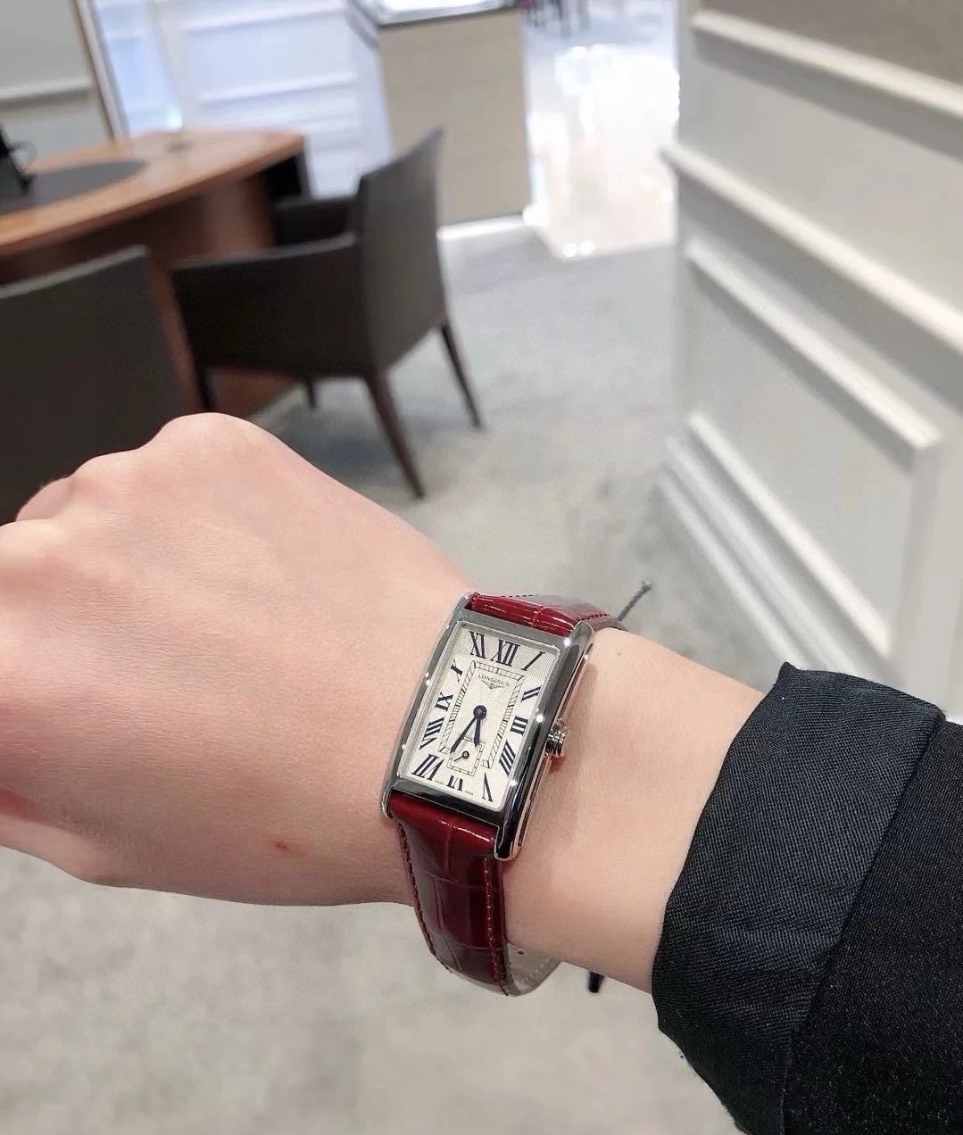 Longines DolceVita Quartz Ladies Watch 21mm — photo 7