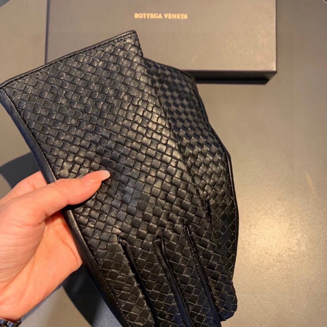 Bottega Veneta Lambskin Cashmere Gloves Ver.E — Photo 8