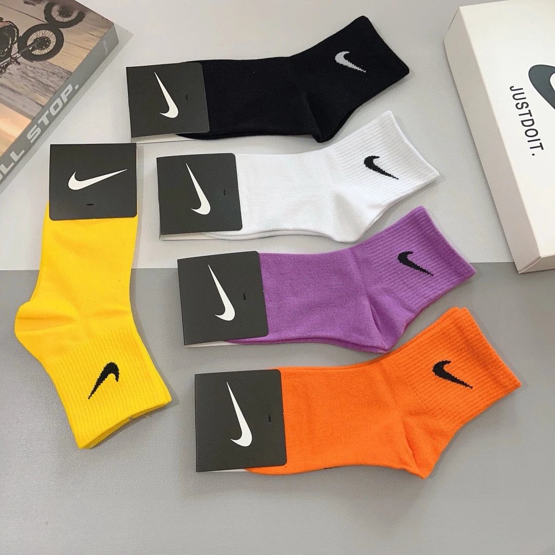 Nike Crew Socks Ver.C — Zdjęcie 9