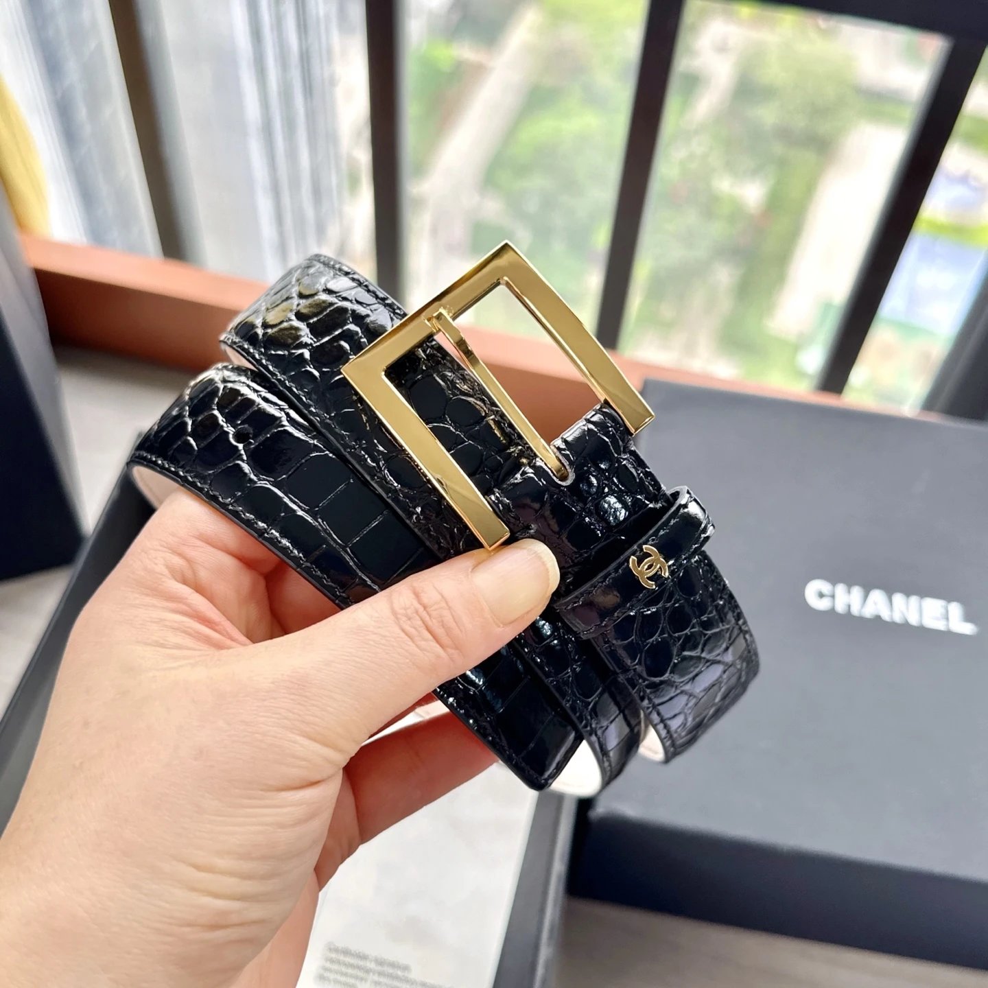 Chanel Leather Reversible Belt Ver.B — Photo 5