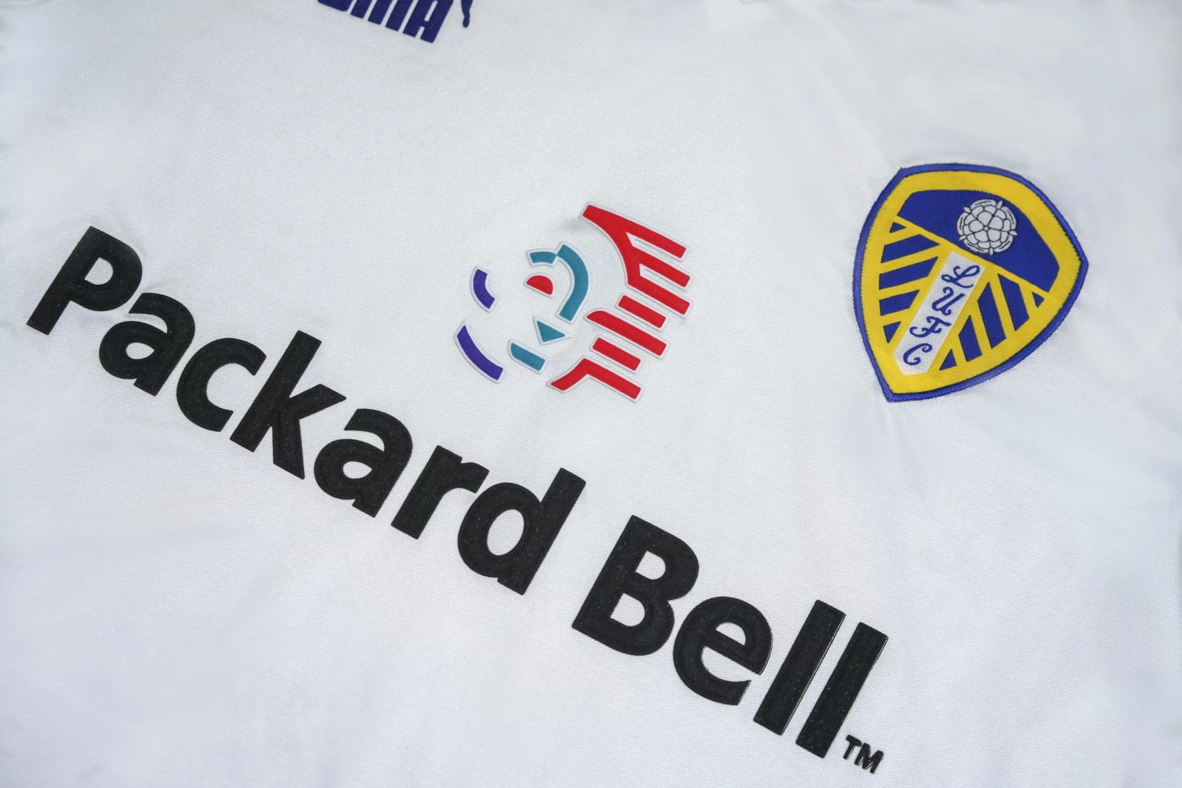 Leeds 1998/99 United Retro Home Jersey — Zdjęcie 3