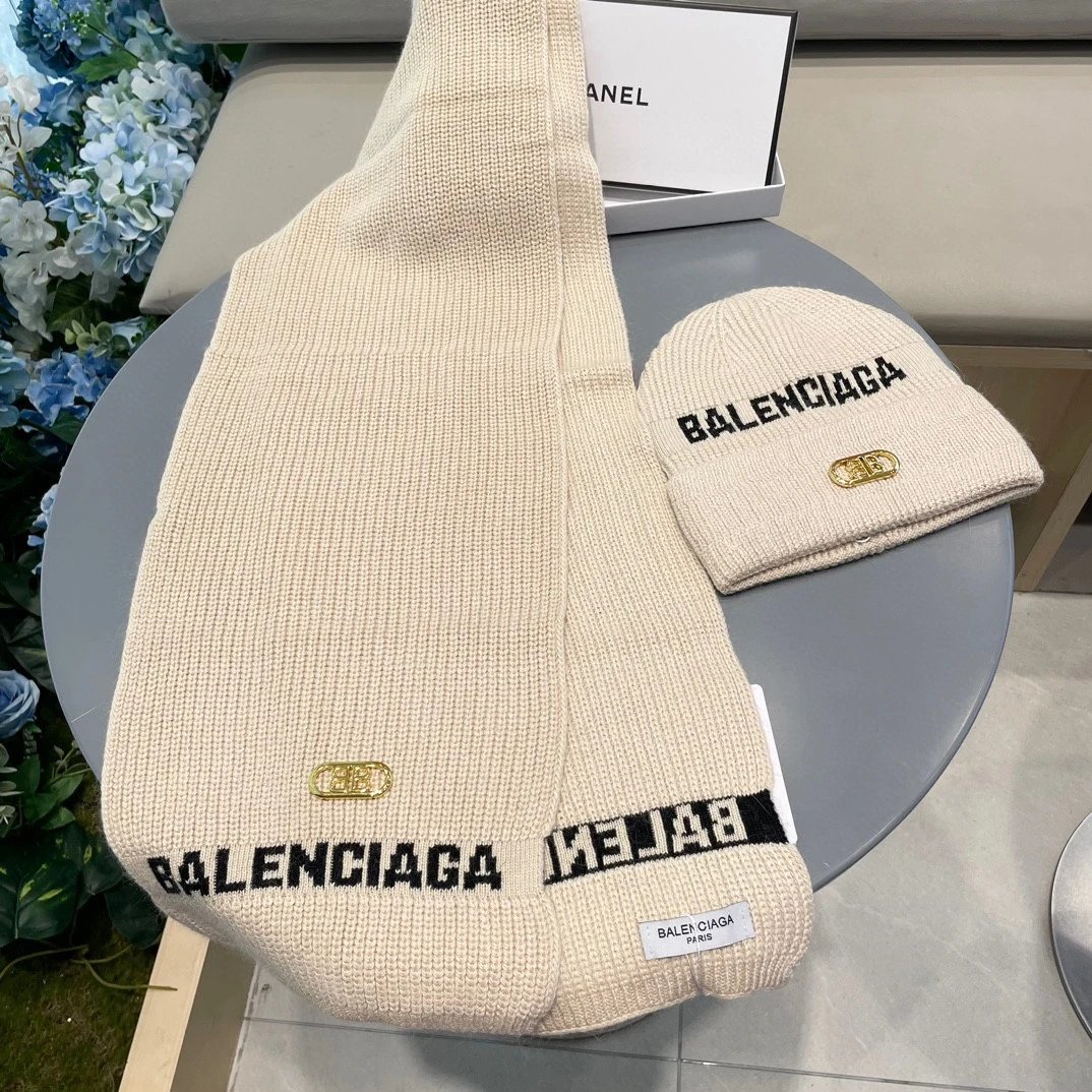 Balenciaga Wool Rabbit Fur Scarf & Hat Set Ver.C — Photo 7