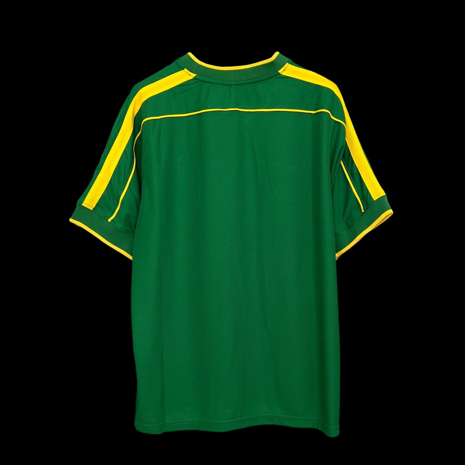 Brazil Retro Goalkeeper Jersey — Photo 2