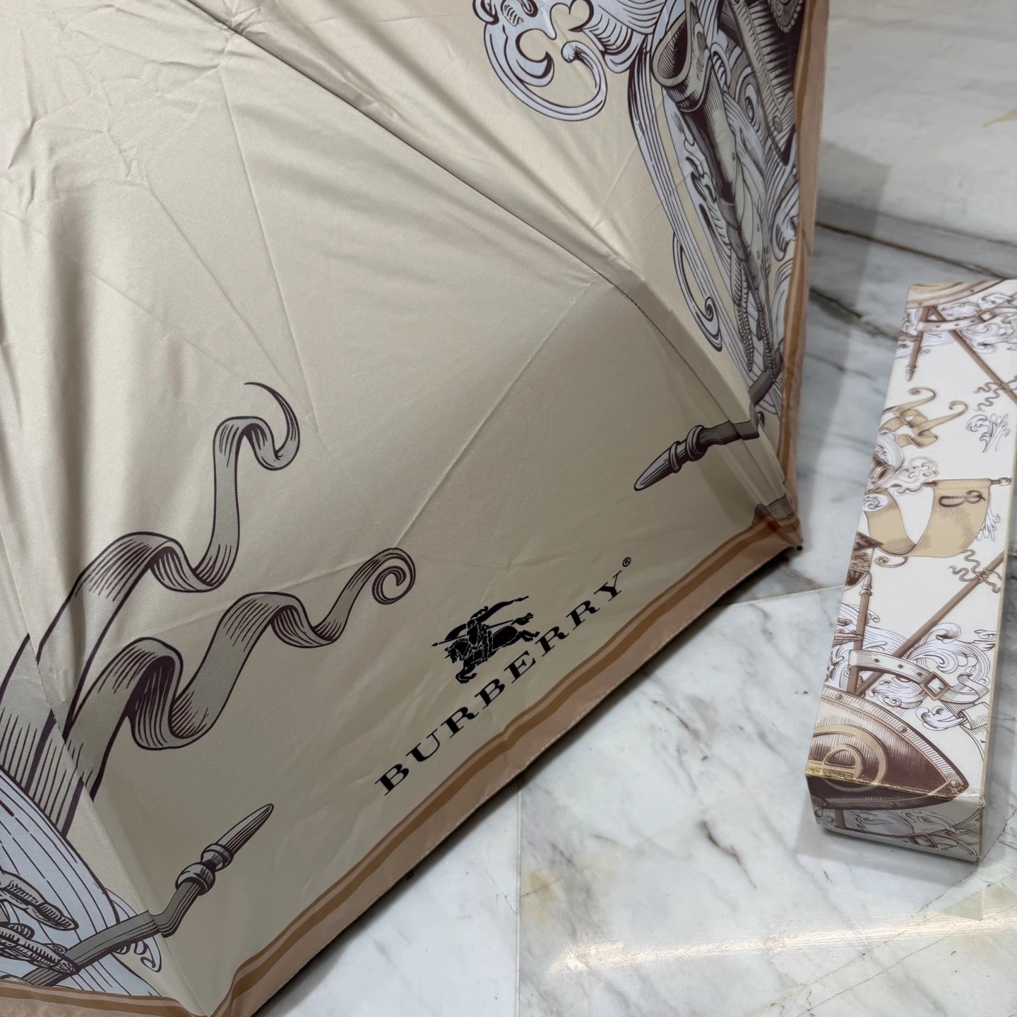 Burberry UV Protection Folding Umbrella Ver.D — Photo 7