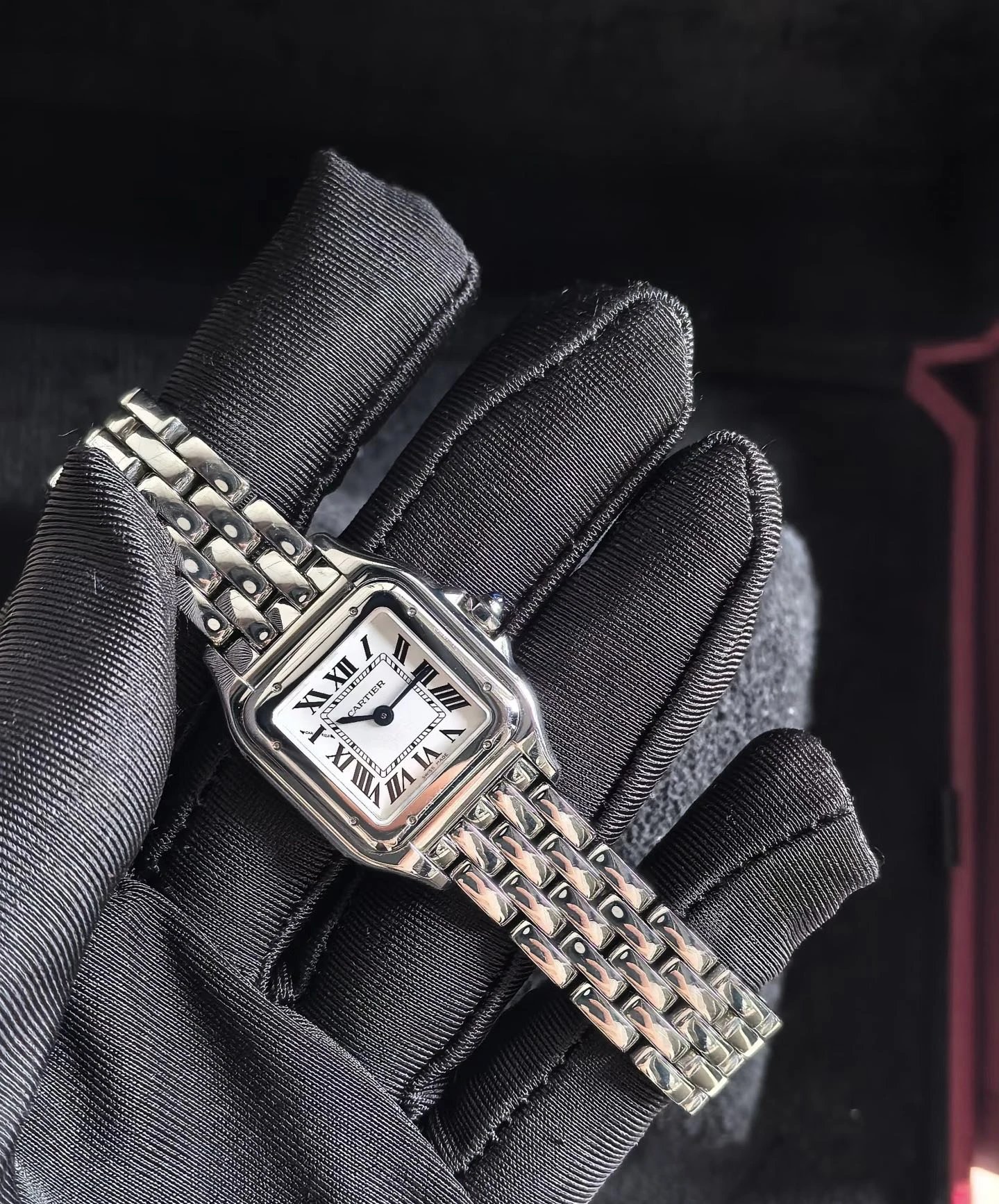 Zegarek Cartier z kwadratową tarczą i bransoletą ogniwową 30 mm Wariant A