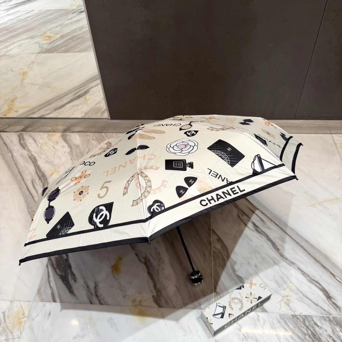 Chanel UV Protection Folding Umbrella Ver.G — QC