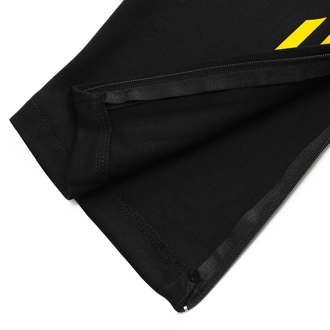 Manchester United 2025 1 4 Zip Tracksuit 26 Black — Photo 24