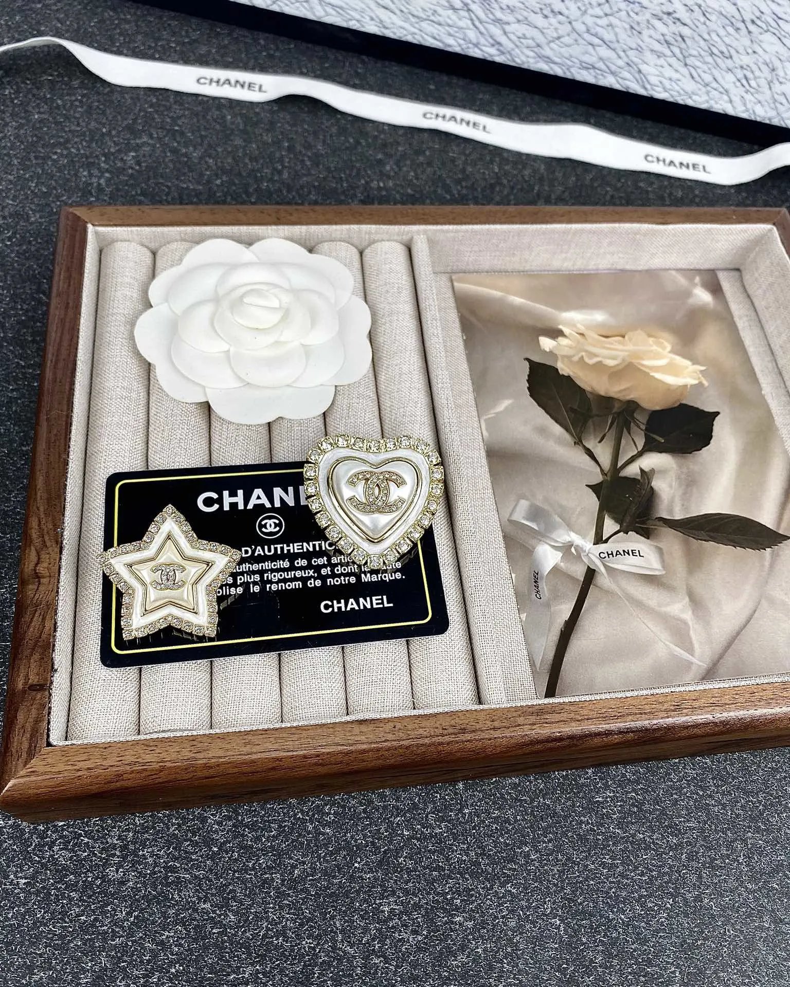 Chanel Brooch Ver.A — Zdjęcie 3