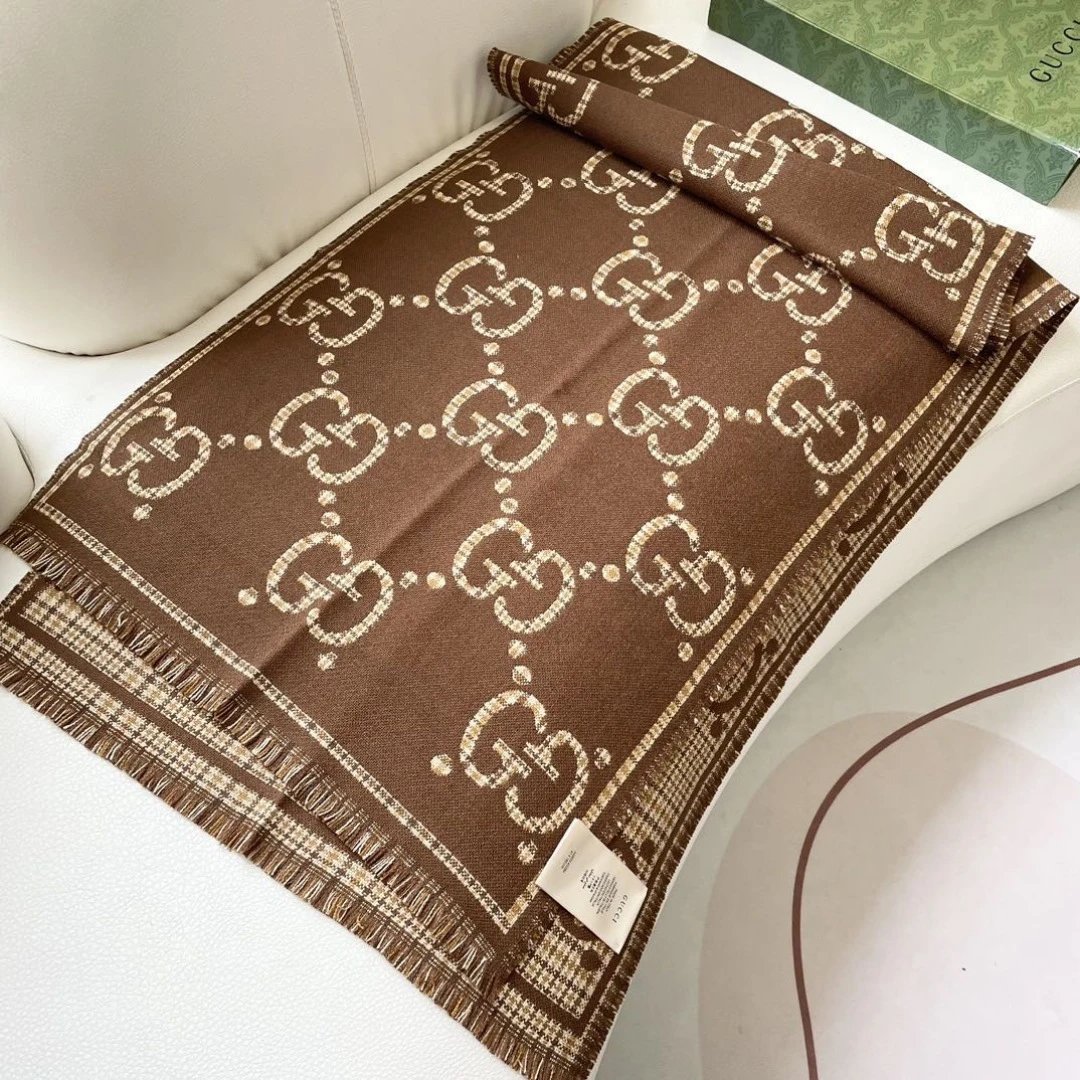 Gucci Cashmere Shawl Ver.B — QC