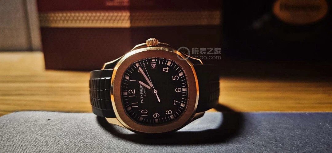 Patek Philippe Nautilus Automatic Watch 40mm Ver.A — photo 9