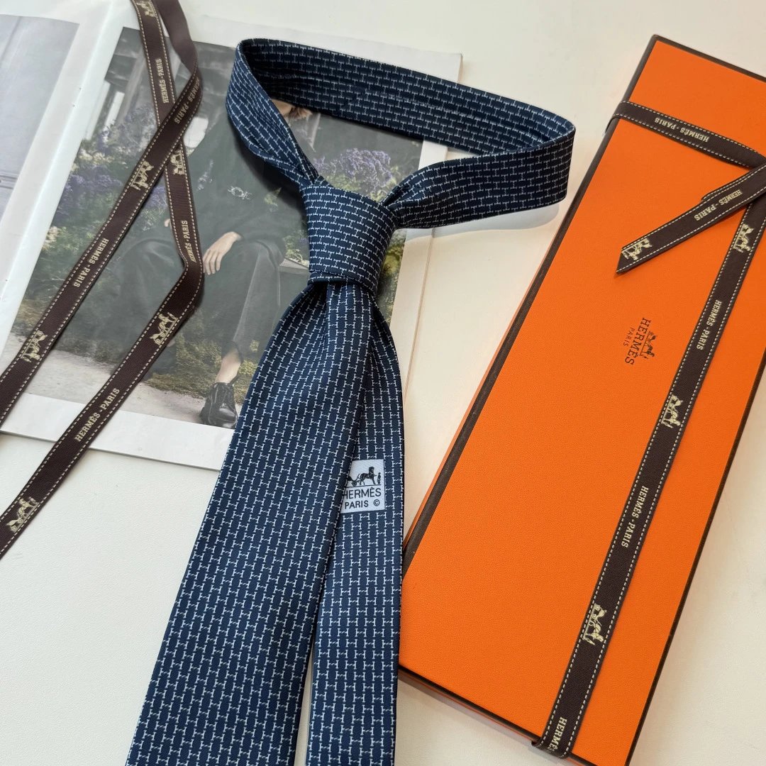 Hermes Silk Tie Ver.P — Photo 9
