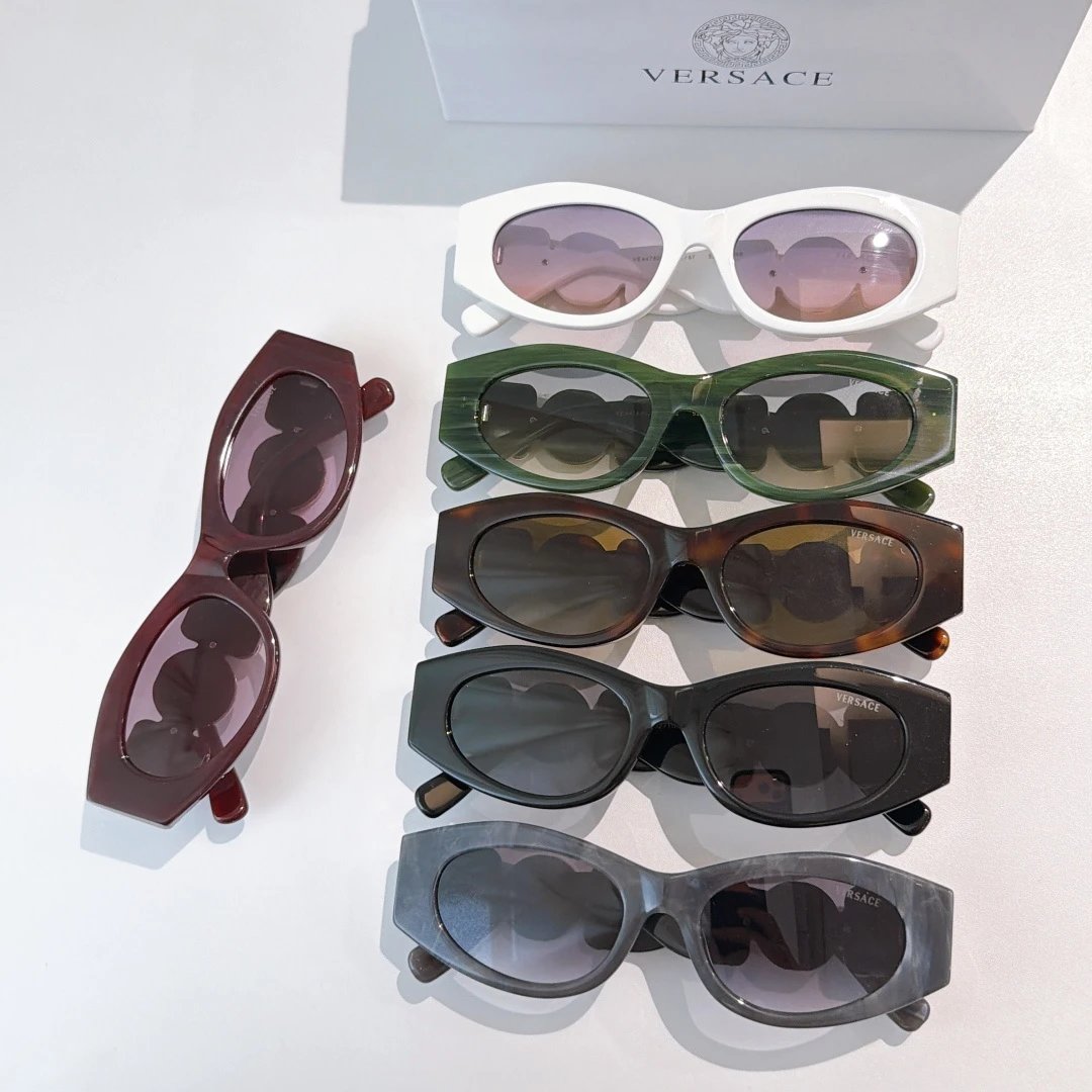 Versace VE44780U Sunglasses 52-19-148 — photo 9