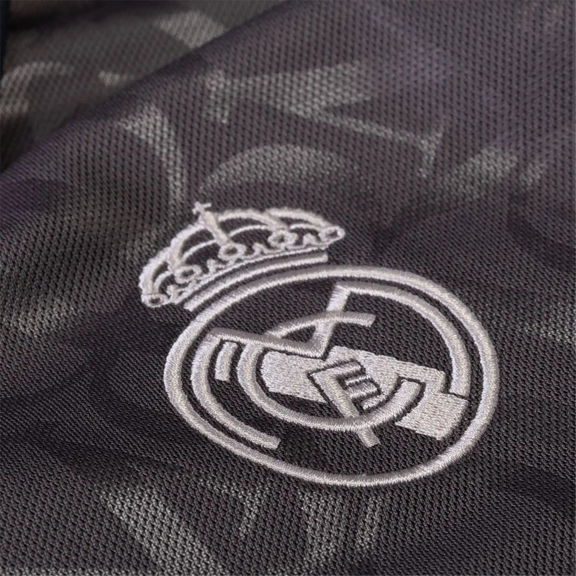 Real Madrid 24/25 Third Jersey — Photo 3