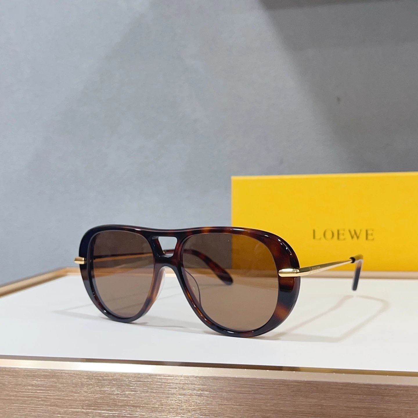 Loewe LW50112I Sunglasses 51-18-140 Ver.A — QC