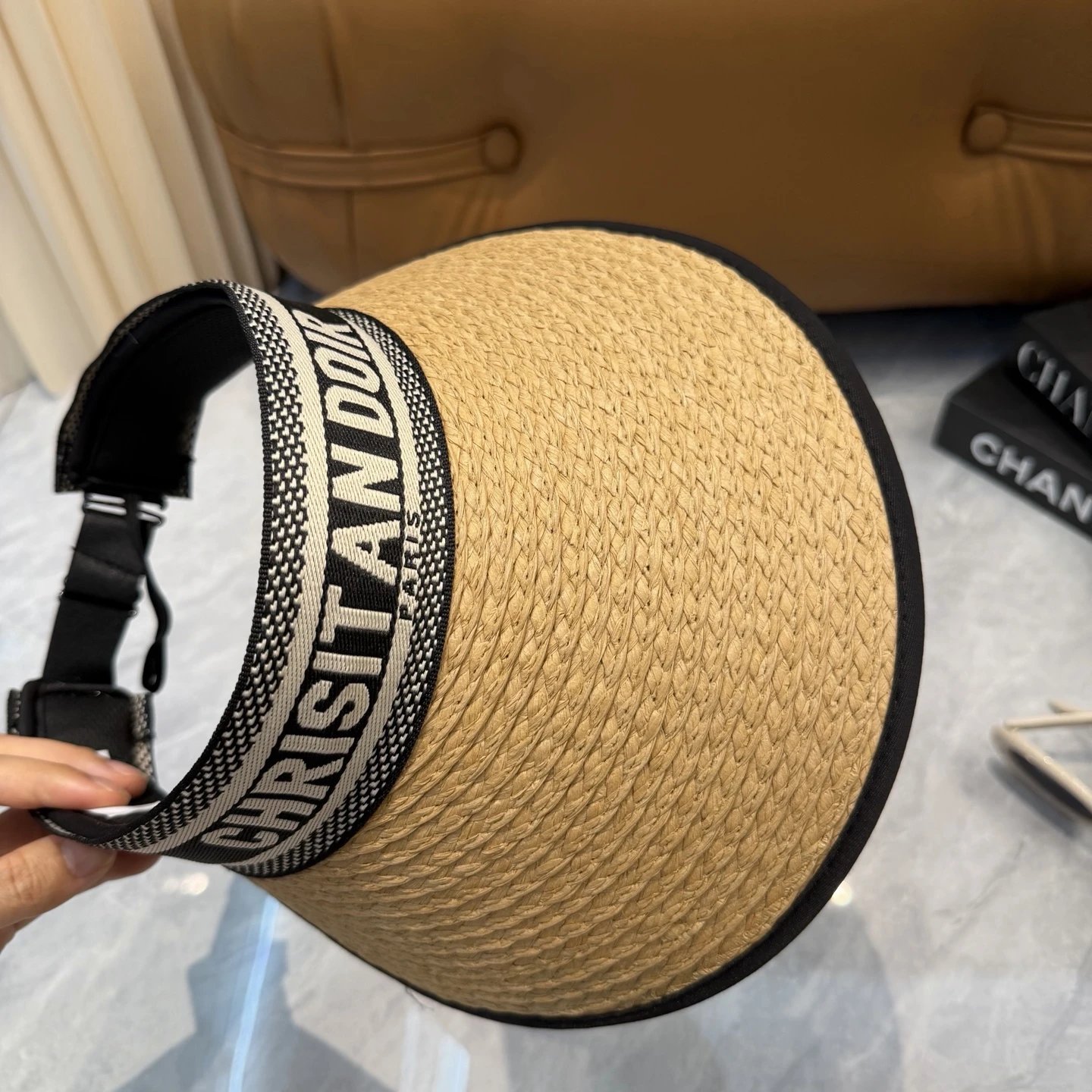 Dior Hat Ver.A — Zdjęcie 5
