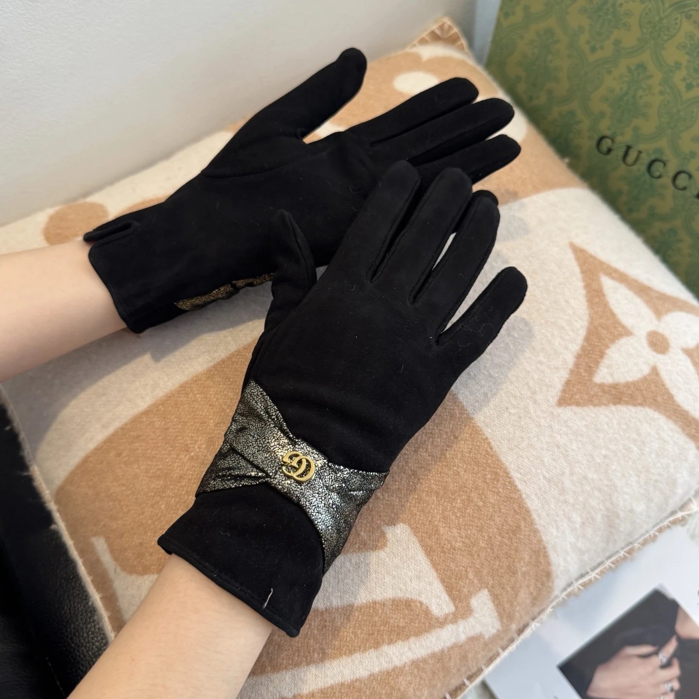 Gucci Lambskin Cashmere Gloves Ver.D — Photo 2