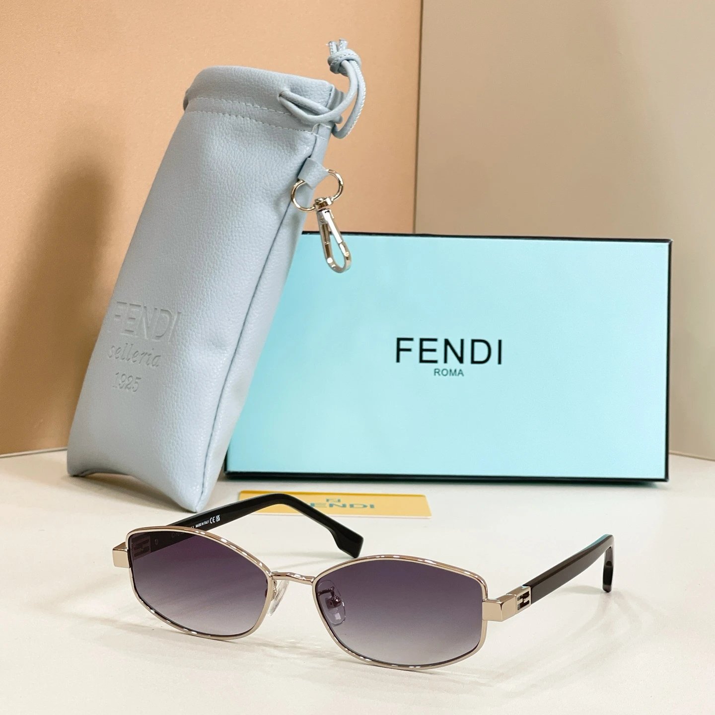 Fendi FE 40216U Sunglasses 56-15-140 — photo 6