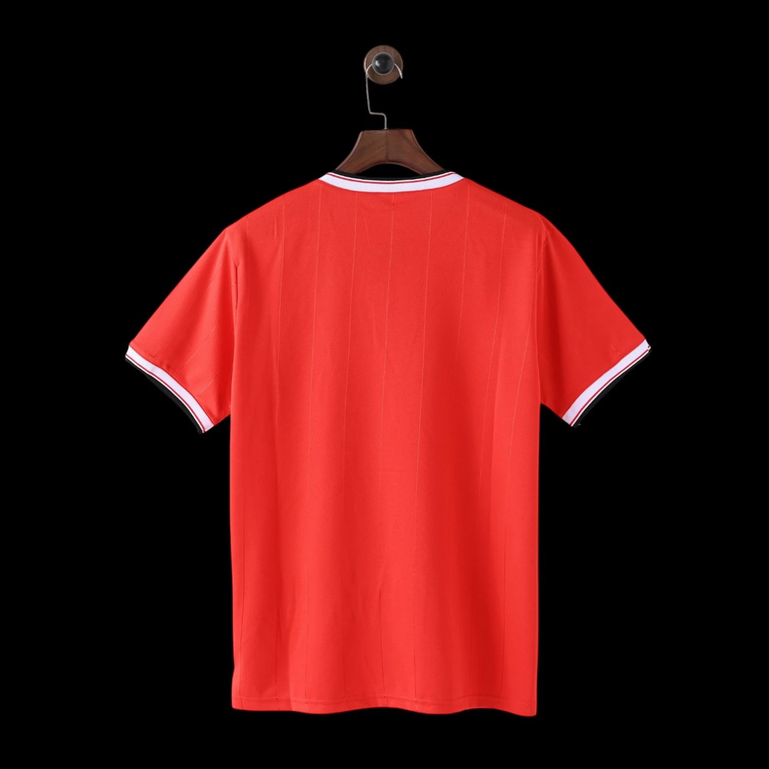 Manchester United 83/84 Retro Jersey — QC