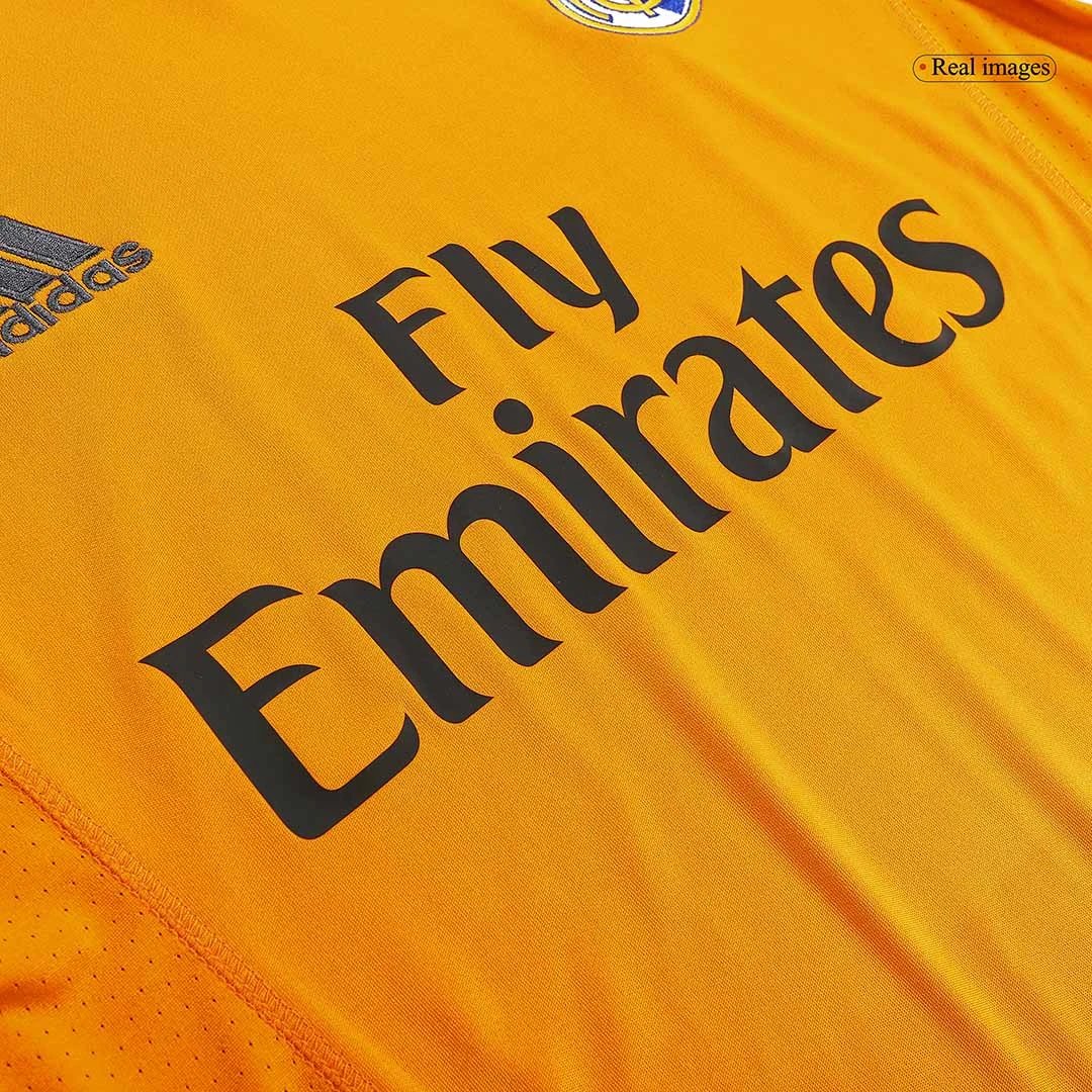 Real Madrid 13/14 Retro Third Jersey — photo 4