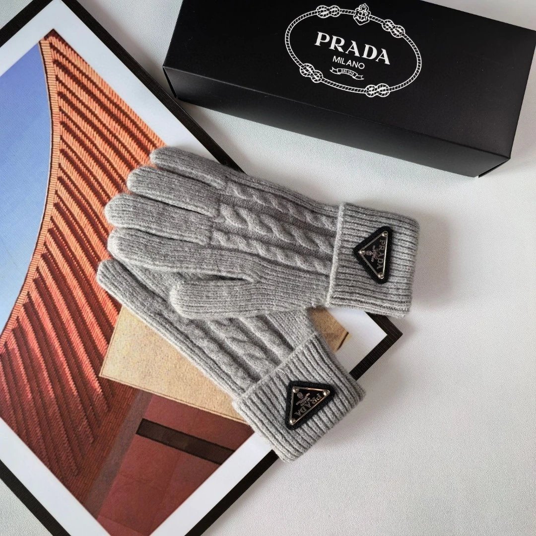Prada Gloves Ver.A — QC