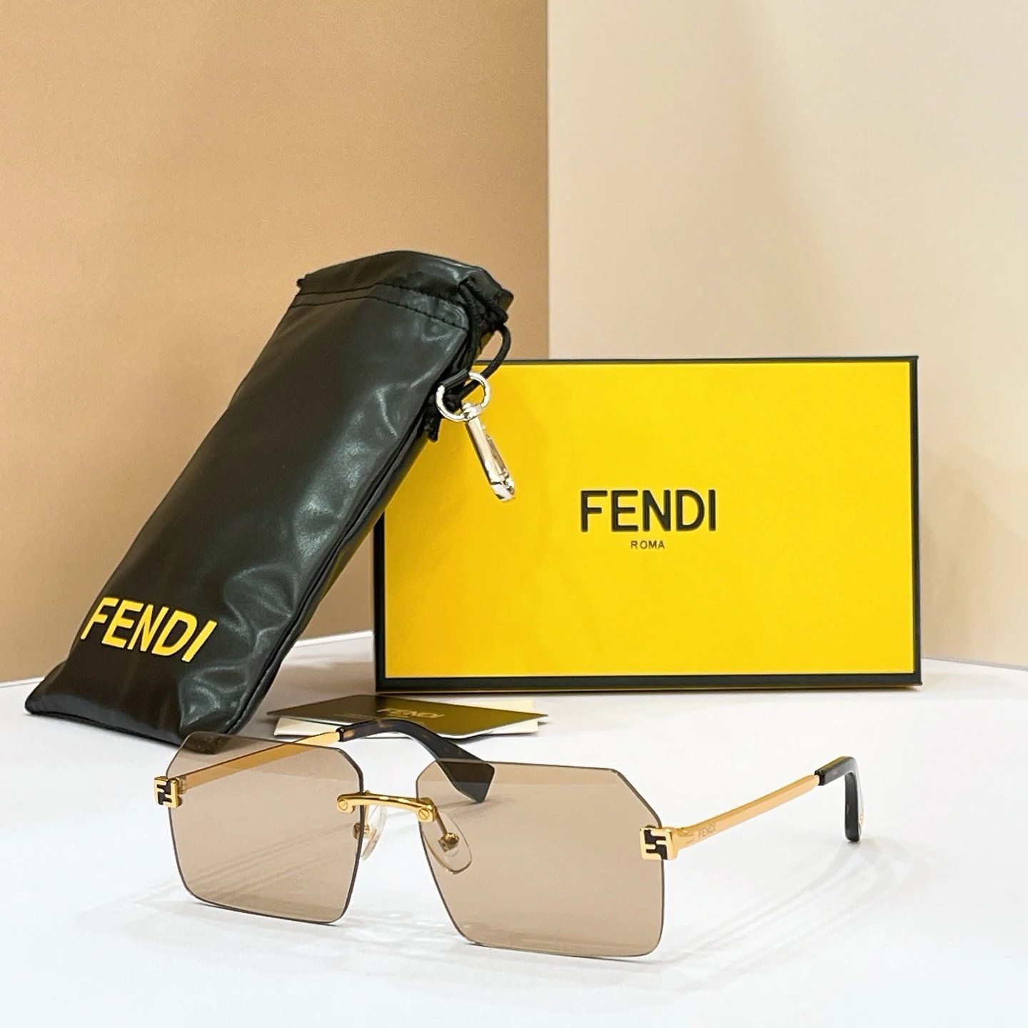 Fendi FE40043U Sunglasses 58-13-145 — photo 6