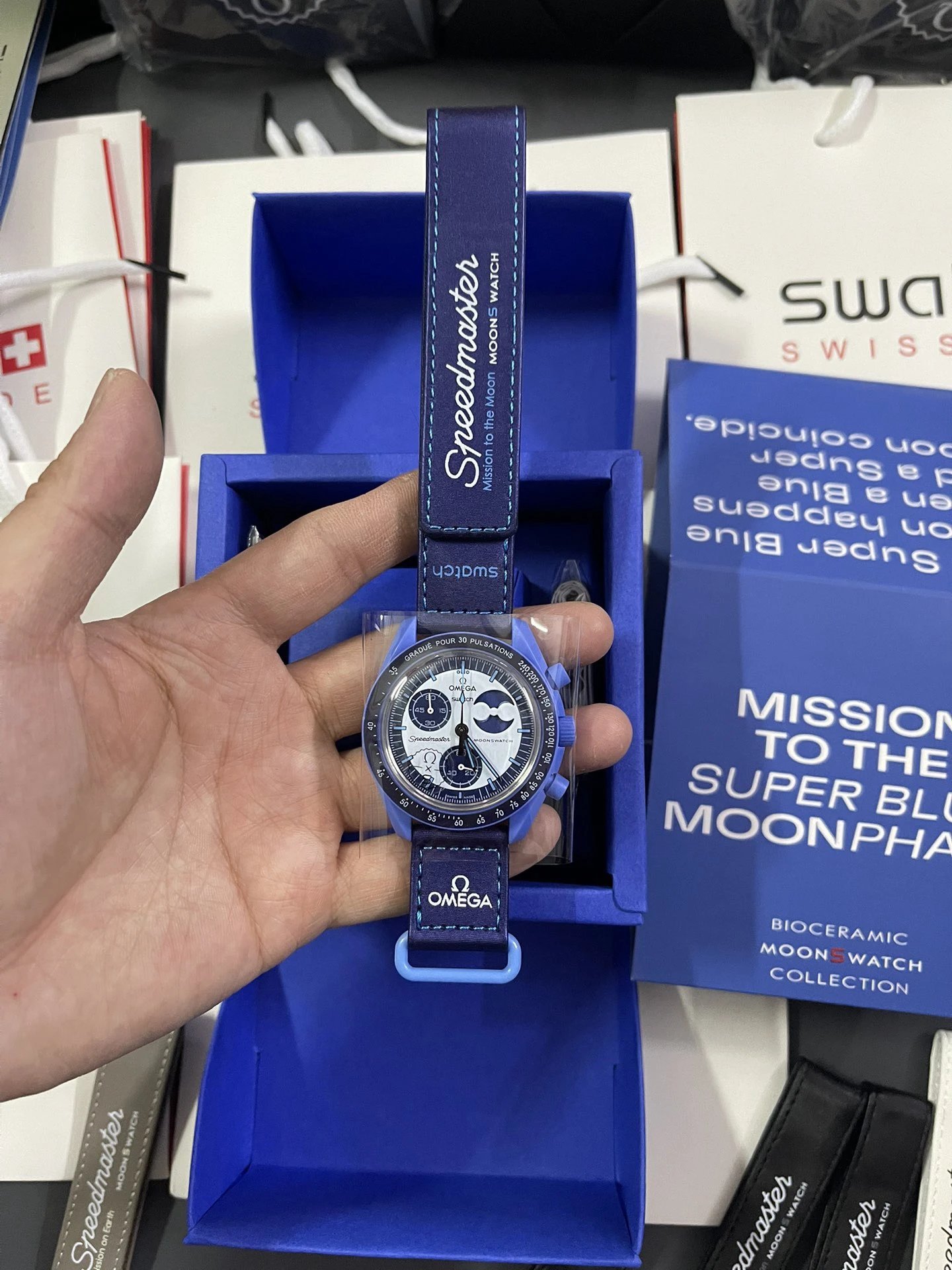 Omega Speedmaster MoonSwatch Mission to the Super Blue Moonphase chronograaf horloge