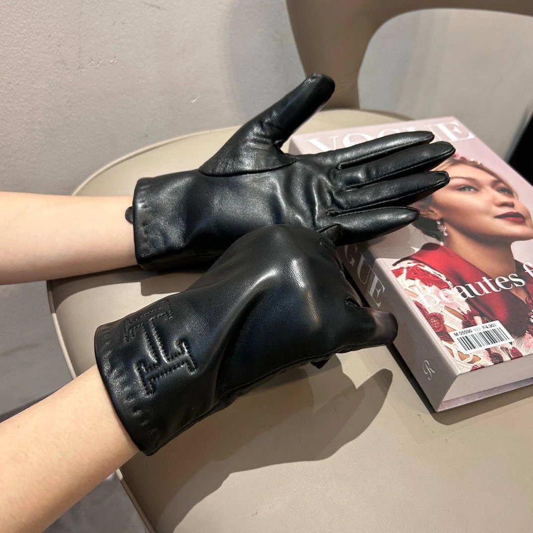 Hermes Lambskin Cashmere Gloves Ver.A — QC