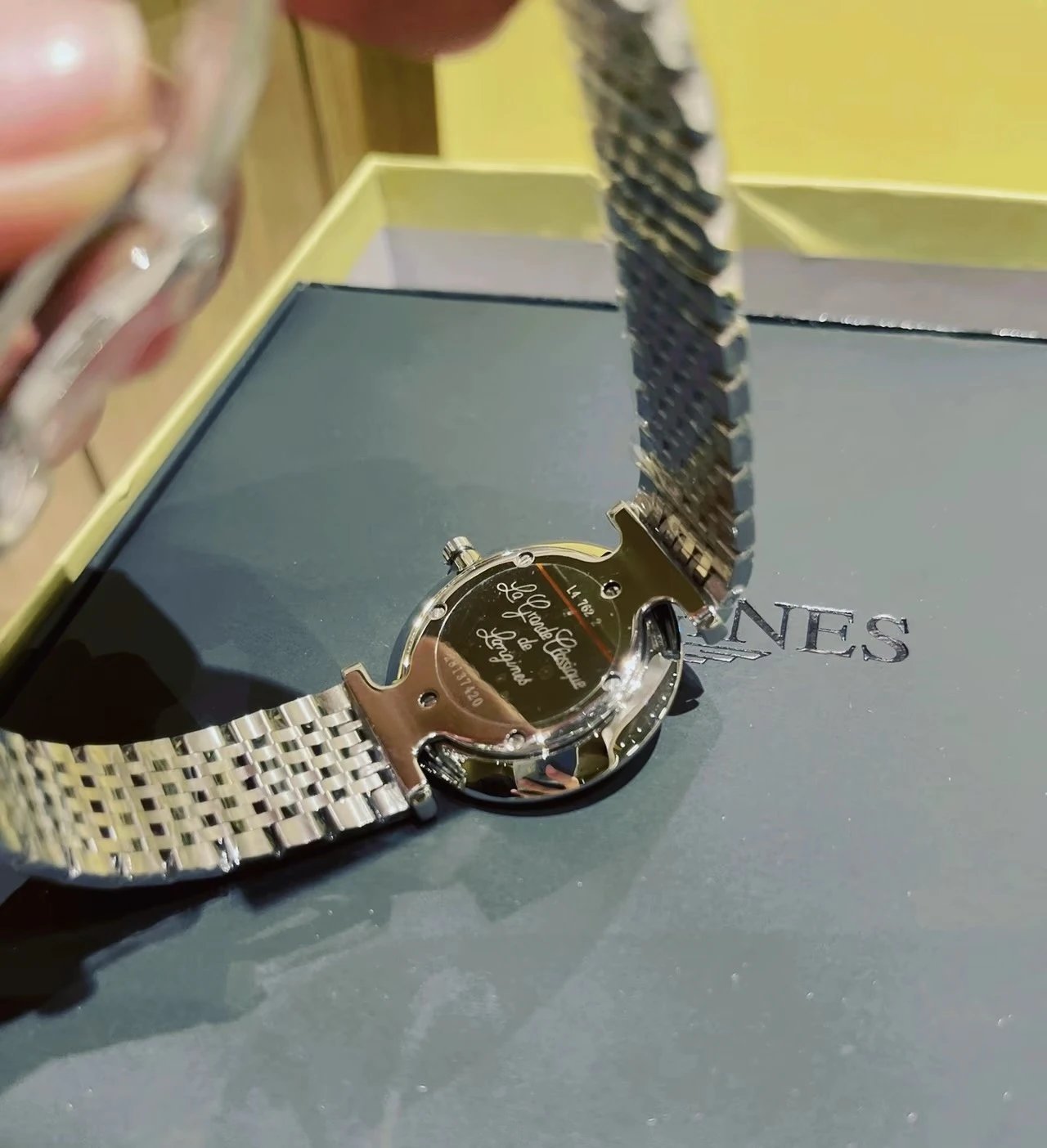 Longines La Grande Classique Quartz Ladies Watch 33mm Ver.A — photo 3