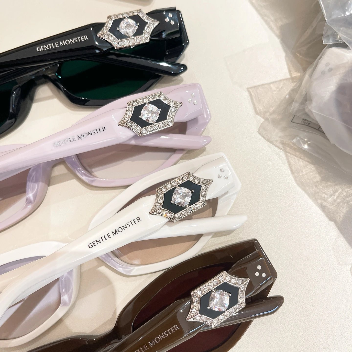 Gentle Monster VEGAX Sunglasses 54-20-145 — photo 7