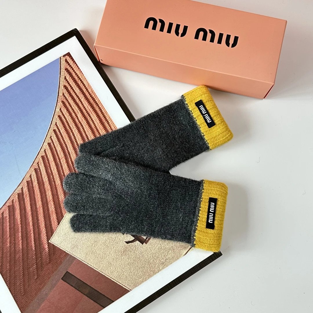 Miu Miu Gloves Ver.E — Photo 5