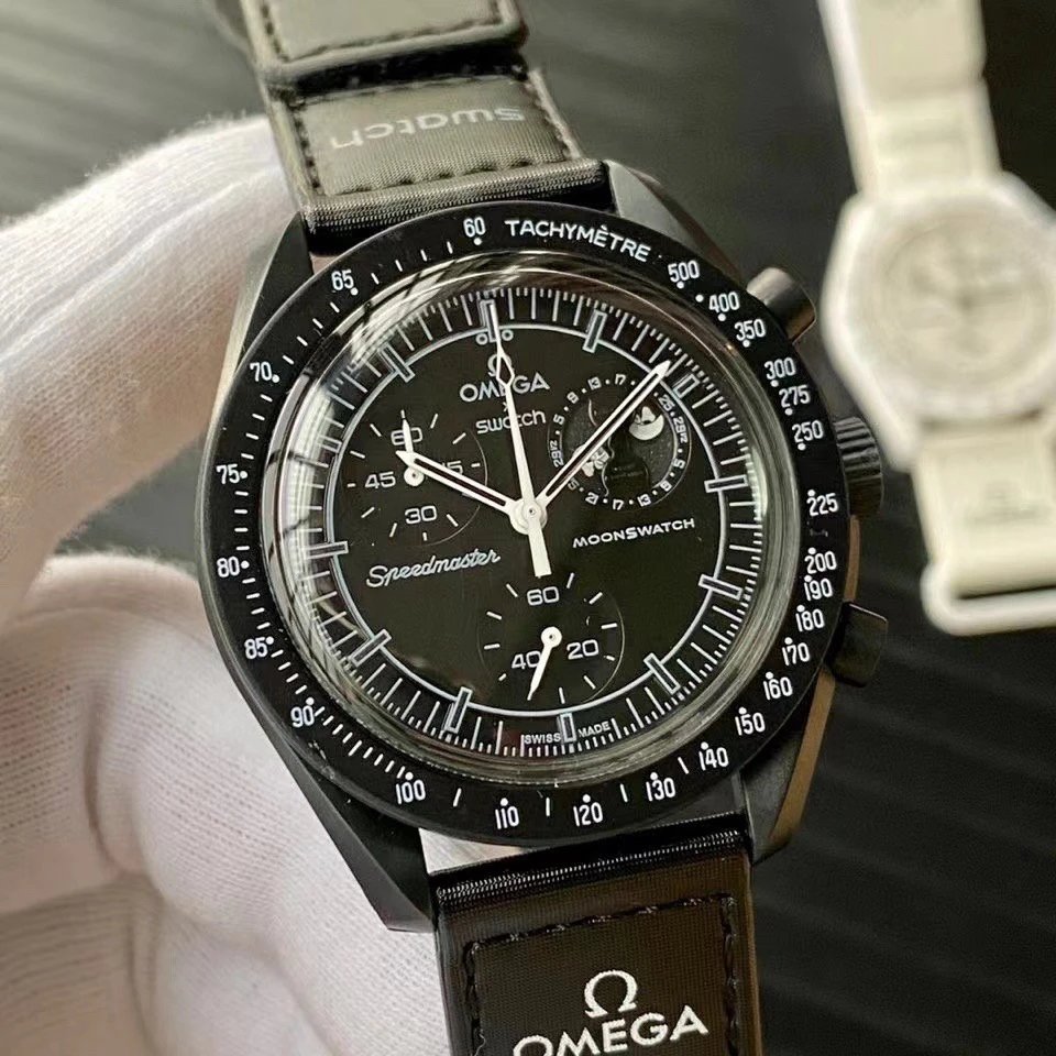 Omega Speedmaster Quartz Watch 42mm Ver.B — Photo 2