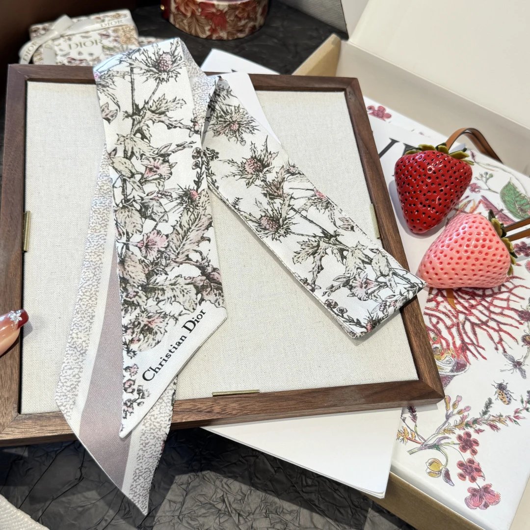 Dior Silk Ribbon Ver.I — Zdjęcie 8