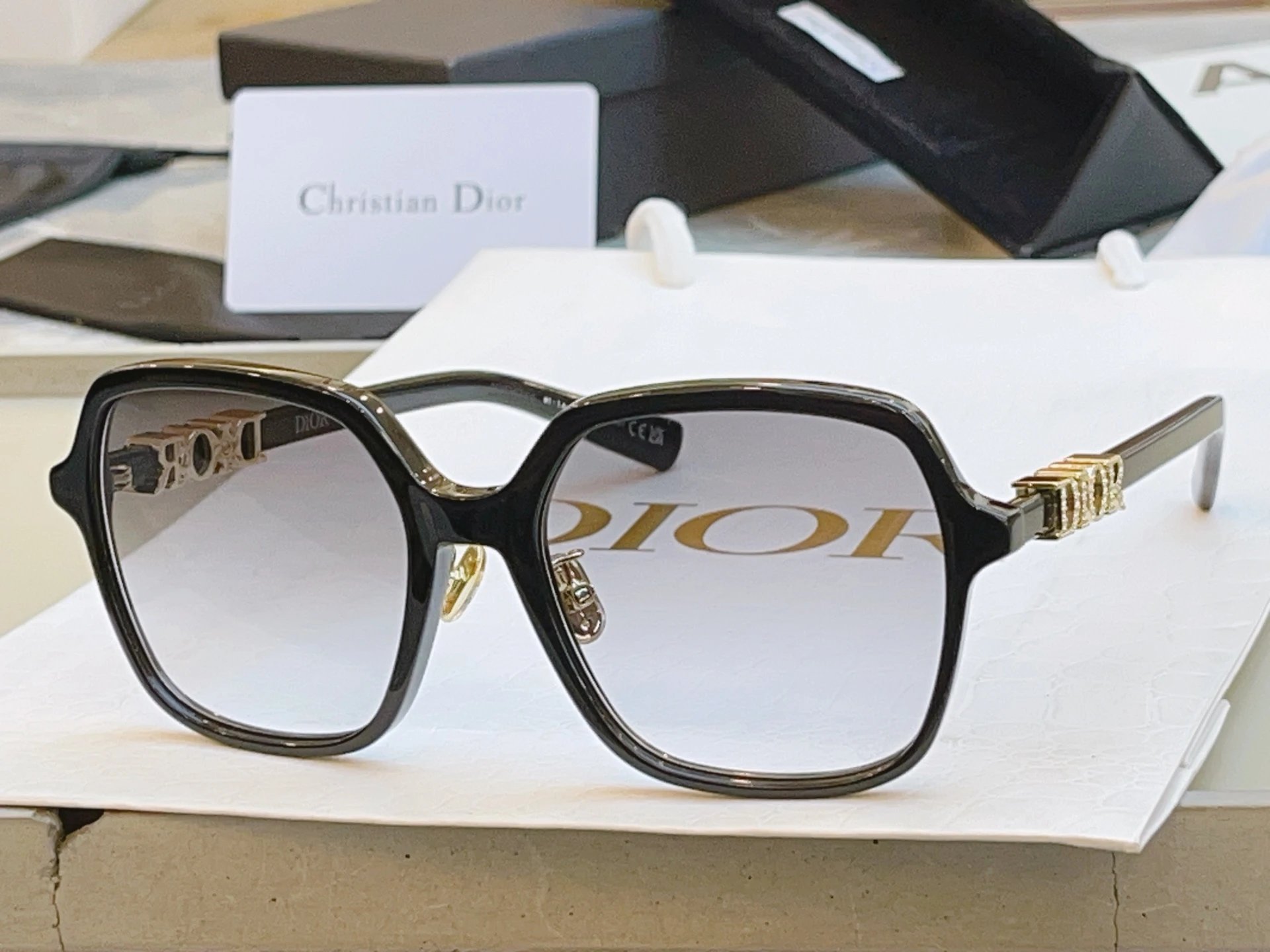 Dior Sunglasses Ver.B — photo 4