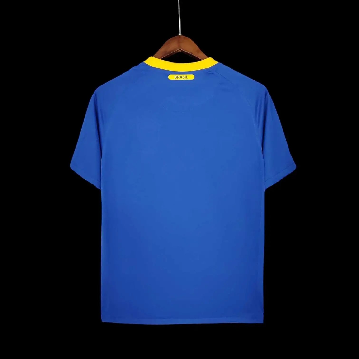 Brazil 2010 Retro Jersey — Photo 2