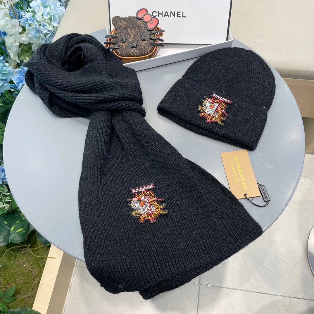Burberry Scarf & Hat Set Ver.E — Photo 5