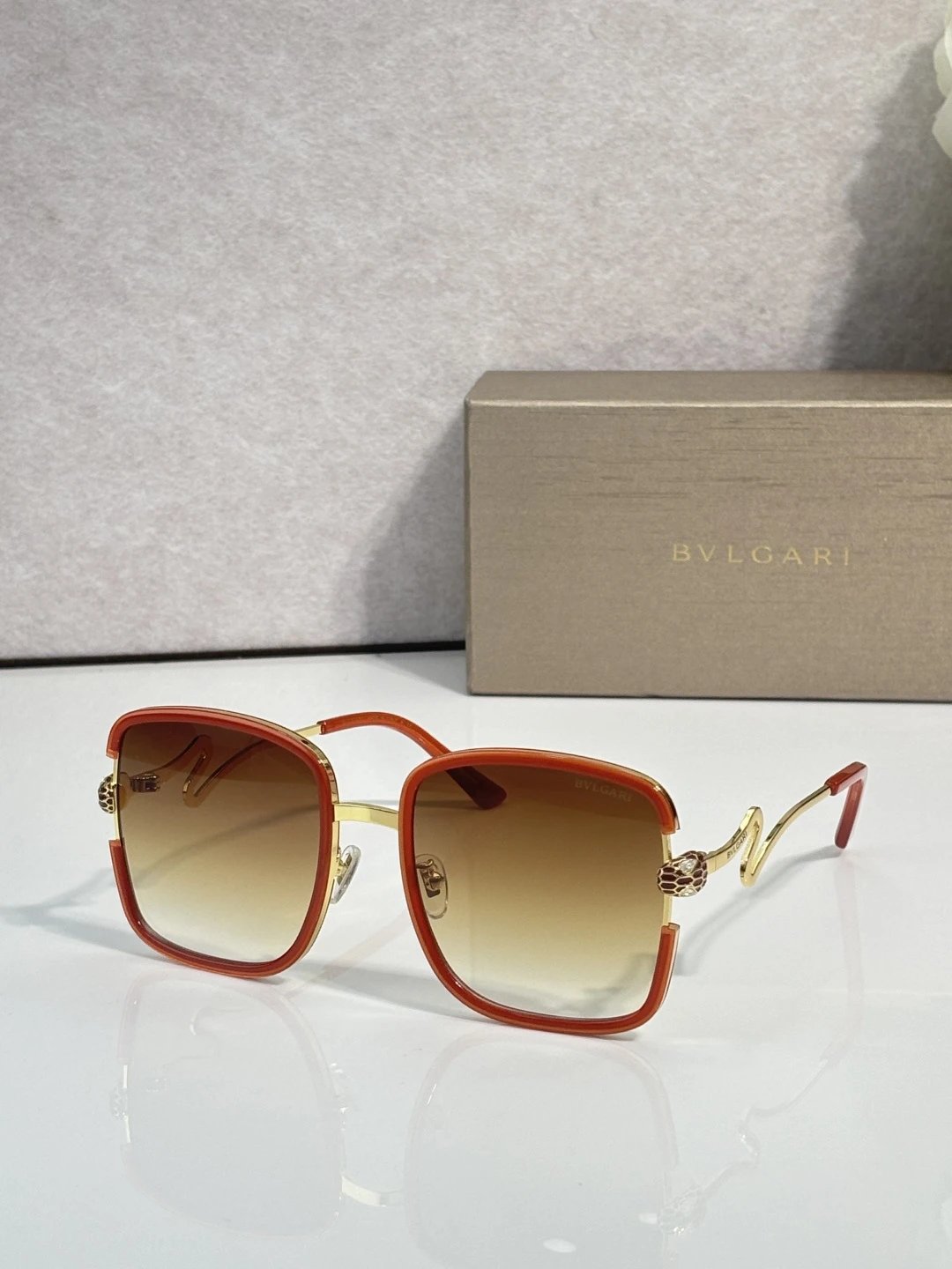 Bvlgari BV8880 Sunglasses 55-20-145 — photo 4