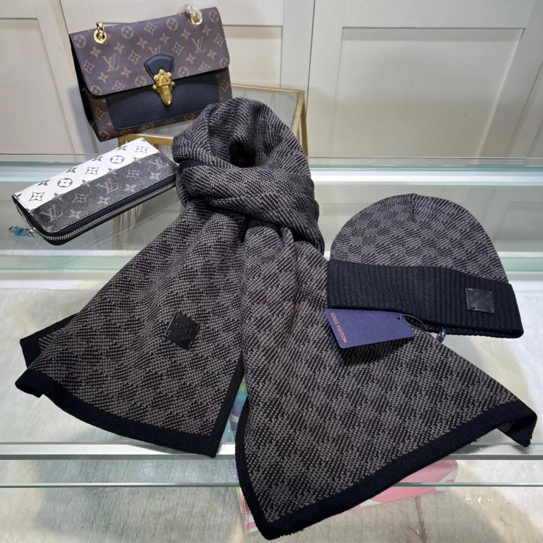 Louis Vuitton Wool Scarf & Hat Set Ver.B — QC