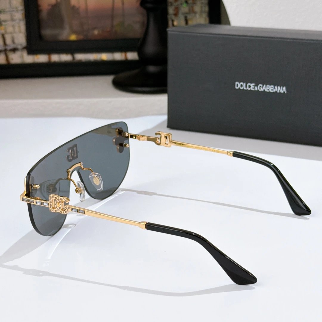 Dolce & Gabbana DG2207 Sunglasses Ver.A — Photo 7